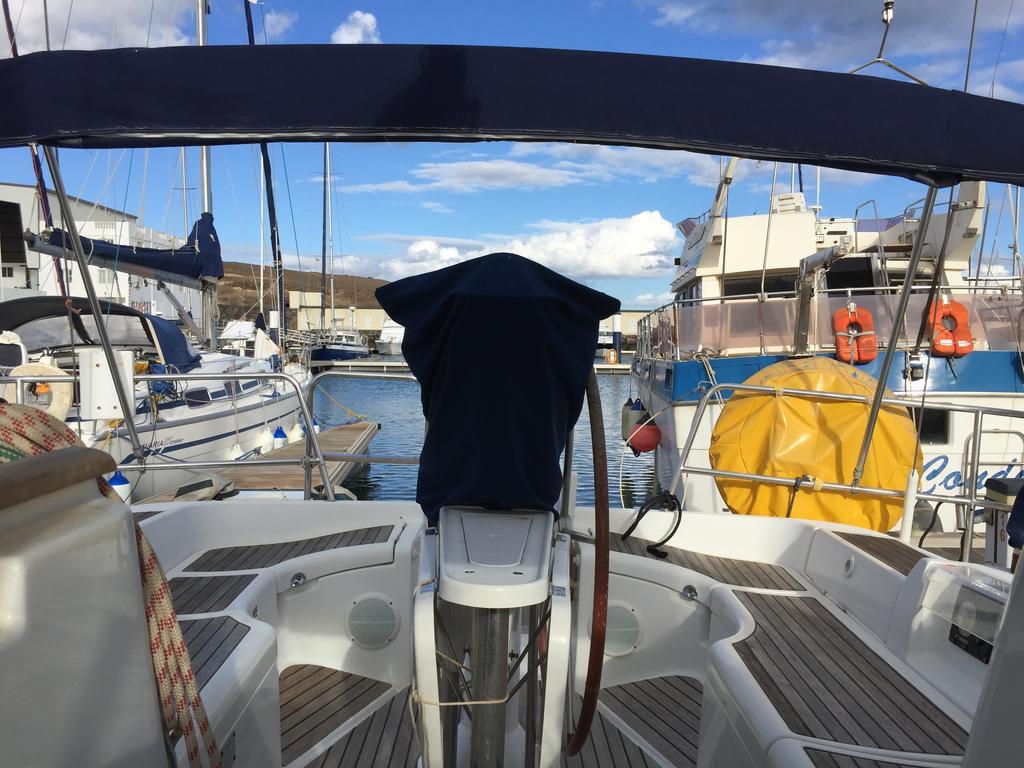 Puerto Calero Boat Hotel Bagian luar foto