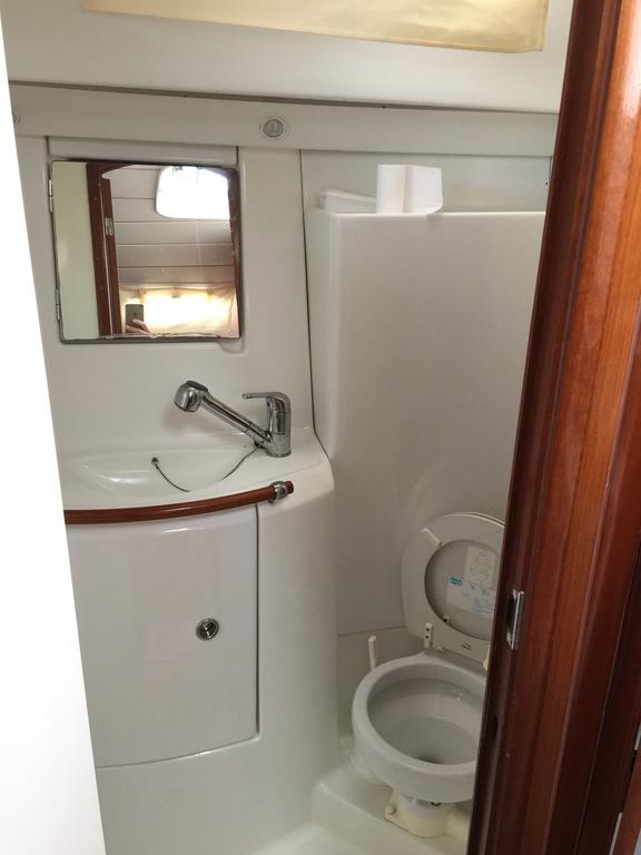 Puerto Calero Boat Hotel Bagian luar foto